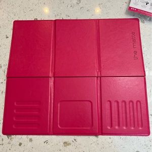 Travel Makeup Station “The Matte”